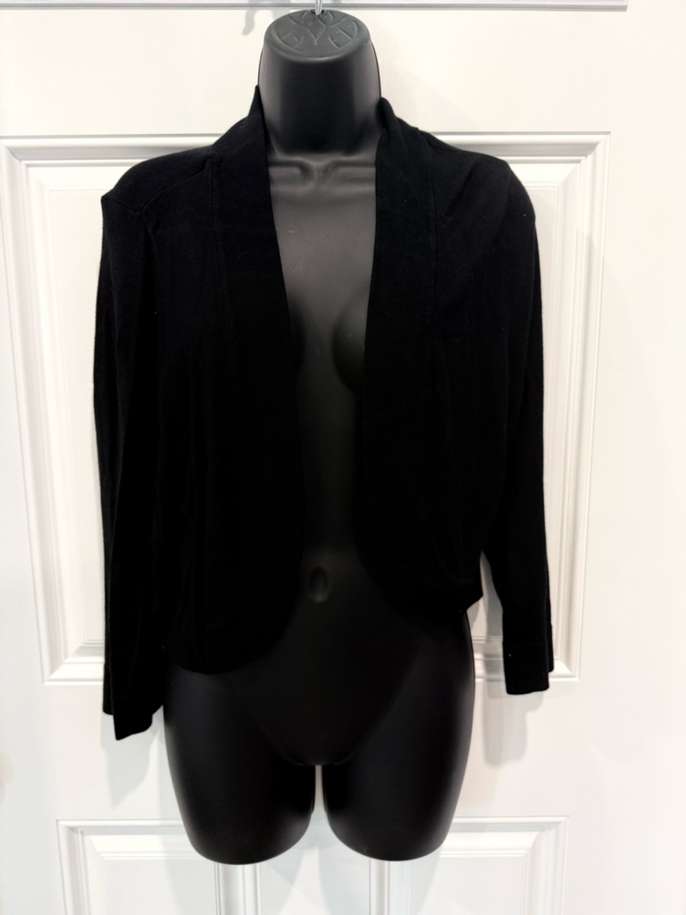 Jessica Howard Black Knit Cardigan